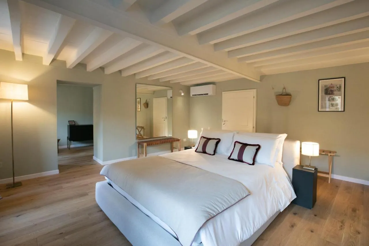 Lunaria Suites - Fyodor Dostoyevsky'S House Florence Bed & Breakfast